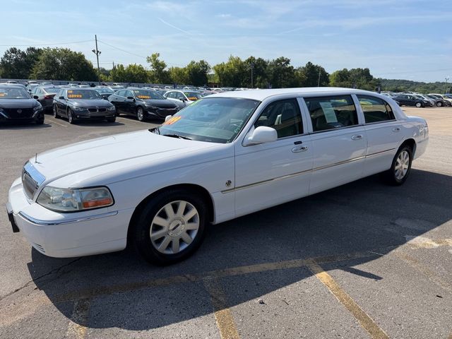 2003 Lincoln Town Car Executive - 23064187 - 2