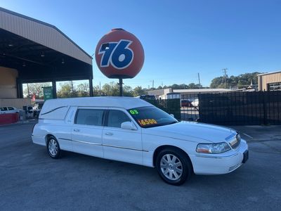 2003 Lincoln Town Car
