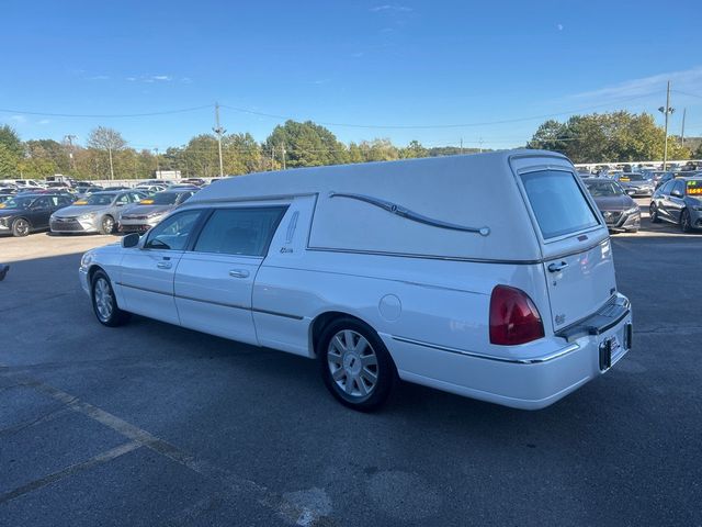 2003 Lincoln Town Car Executive - 23097794 - 5