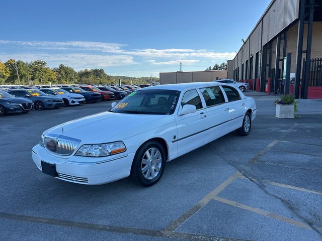 2003 Lincoln Town Car Executive - 23097796 - 2