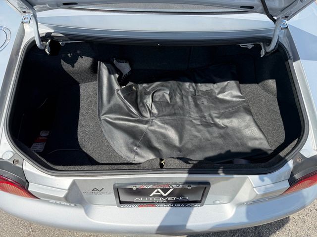 2003 Mazda MX-5 Miata 2dr Convertible Cloth 5-Speed Manual - 23008745 - 10