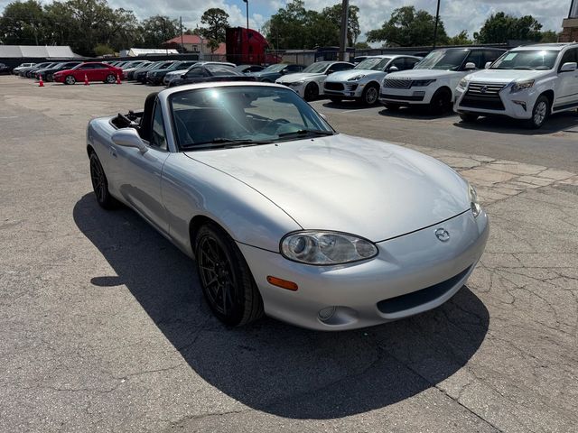 2003 Mazda MX-5 Miata 2dr Convertible Cloth 5-Speed Manual - 23008745 - 11