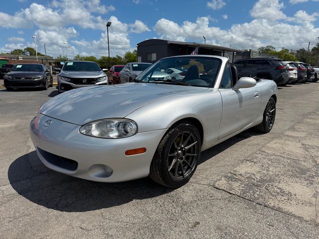 2003 Mazda MX-5 Miata 2dr Convertible Cloth 5-Speed Manual - 23008745 - 4