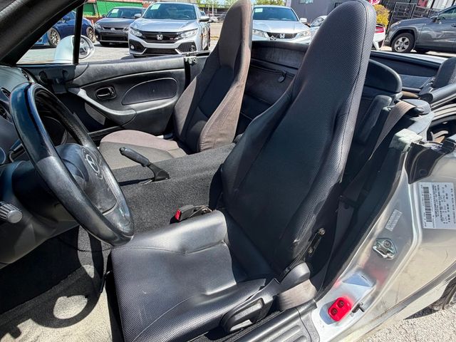 2003 Mazda MX-5 Miata 2dr Convertible Cloth 5-Speed Manual - 23008745 - 6