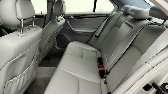 2003 Mercedes-Benz C-Class C240 4dr Sedan 2.6L - 23024733 - 19