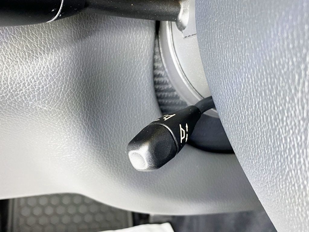 2003 Mercedes-Benz C-Class C240 4dr Sedan 2.6L AWD - 22991823 - 28