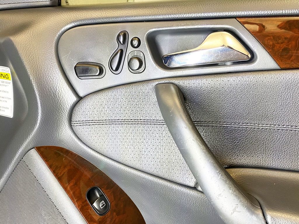 2003 Mercedes-Benz C-Class C240 4dr Sedan 2.6L AWD - 22991823 - 40