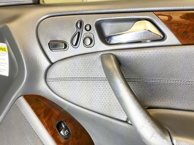 2003 Mercedes-Benz C-Class C240 4dr Sedan 2.6L AWD - 22991823 - 40