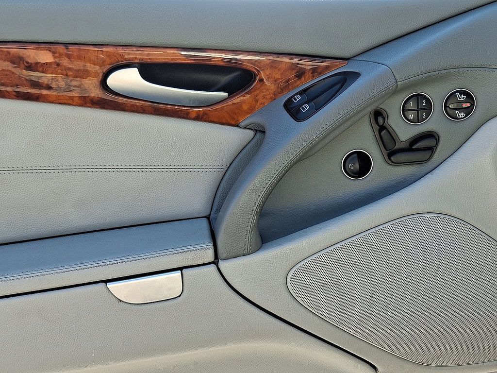 2003 Mercedes Benz SL 500 photo 11