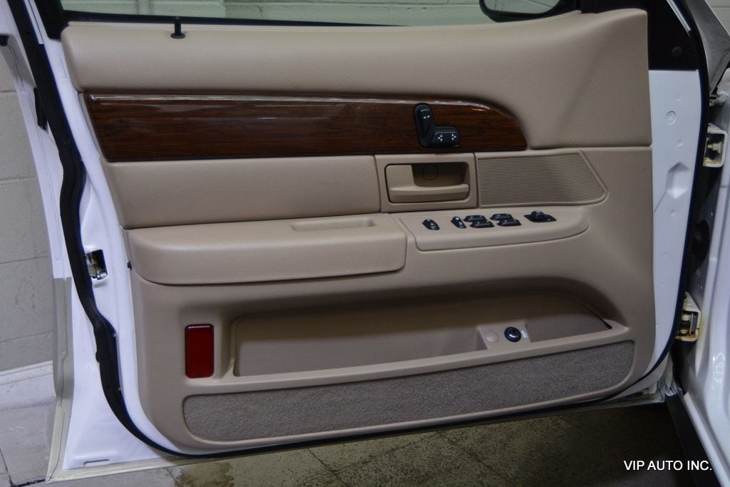 2003 Mercury Grand Marquis GS Sedan 4D - 23049754 - 10