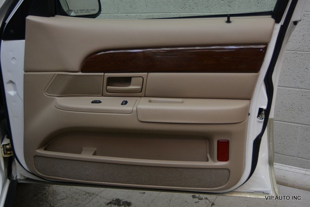 2003 Mercury Grand Marquis GS Sedan 4D - 23049754 - 11