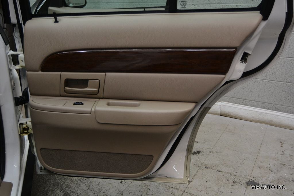 2003 Mercury Grand Marquis GS Sedan 4D - 23049754 - 13