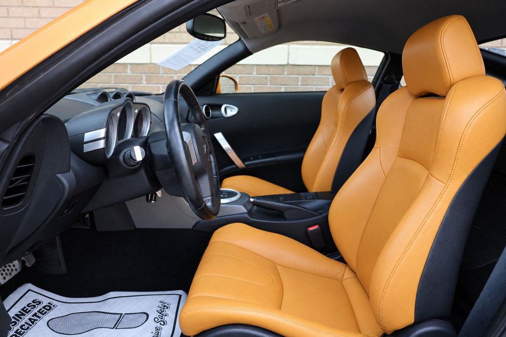 Nissan 350Z photo 18
