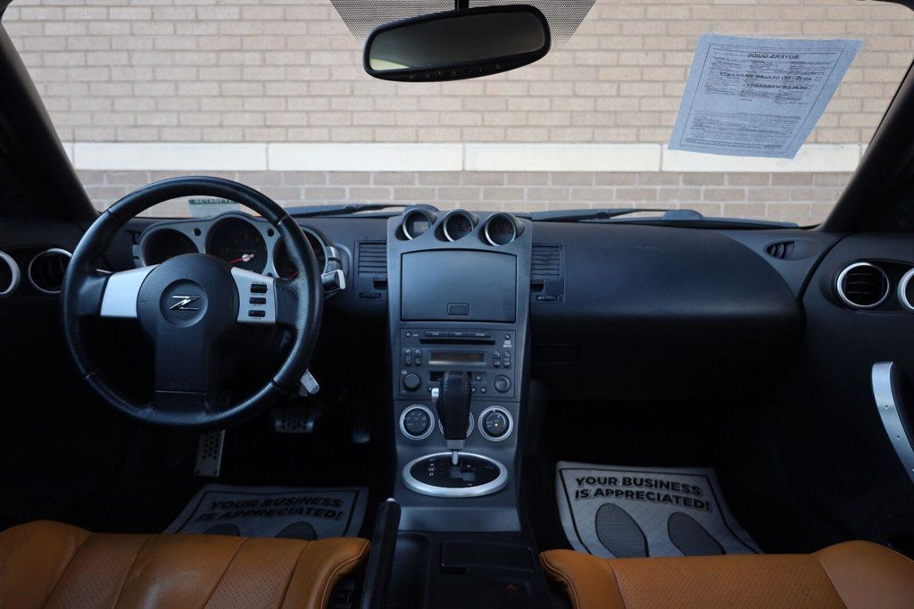Nissan 350Z photo 23