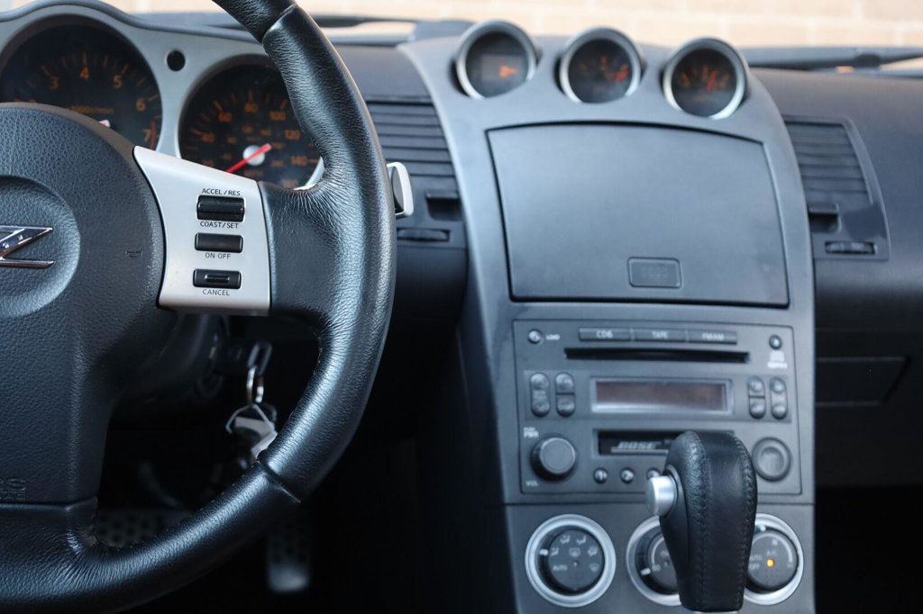 Nissan 350Z photo 29
