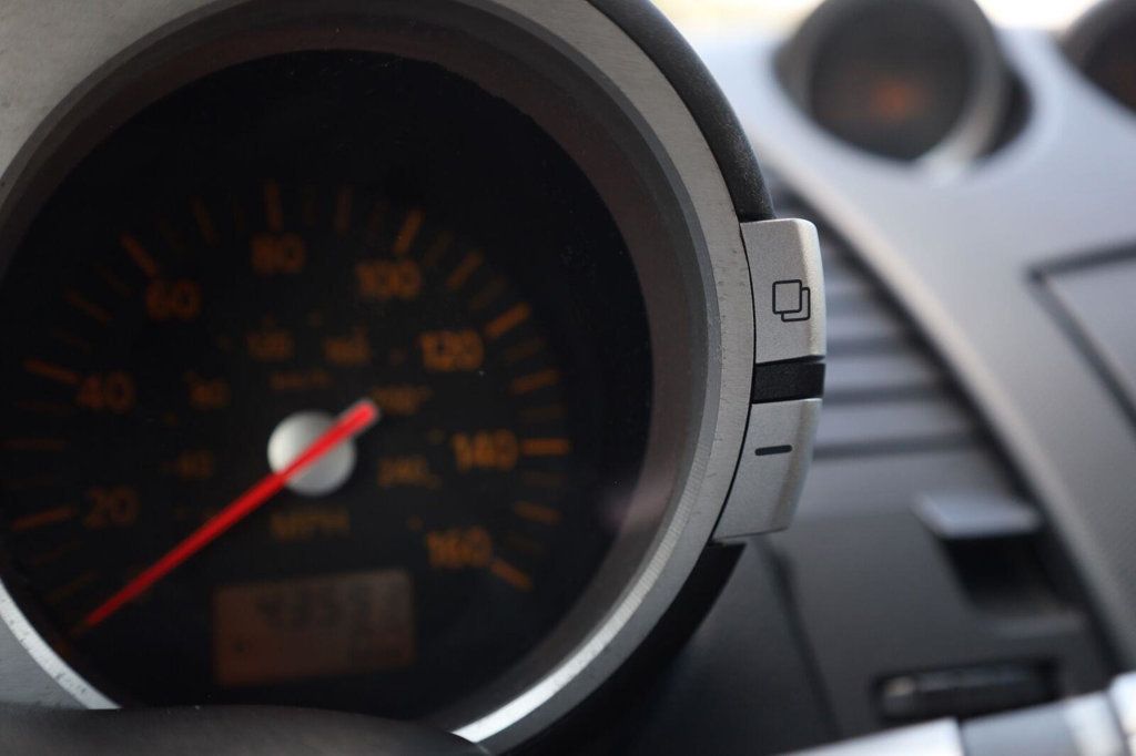 Nissan 350Z photo 39