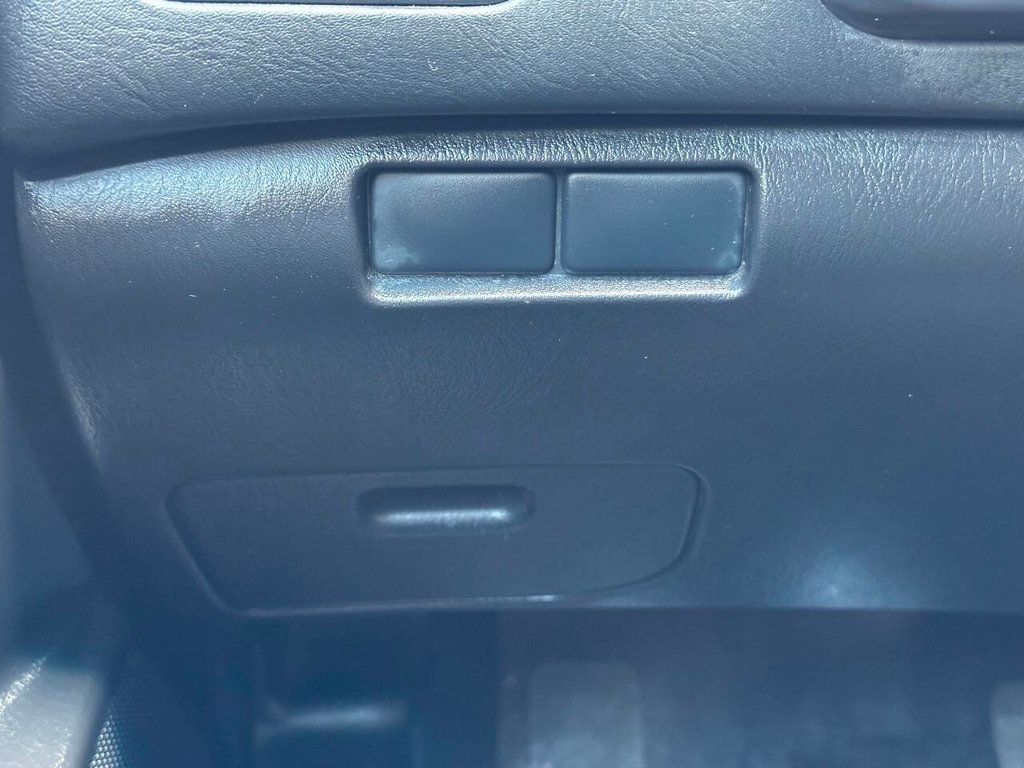 2003 Nissan Maxima 4dr Sedan SE Automatic - 22927351 - 27