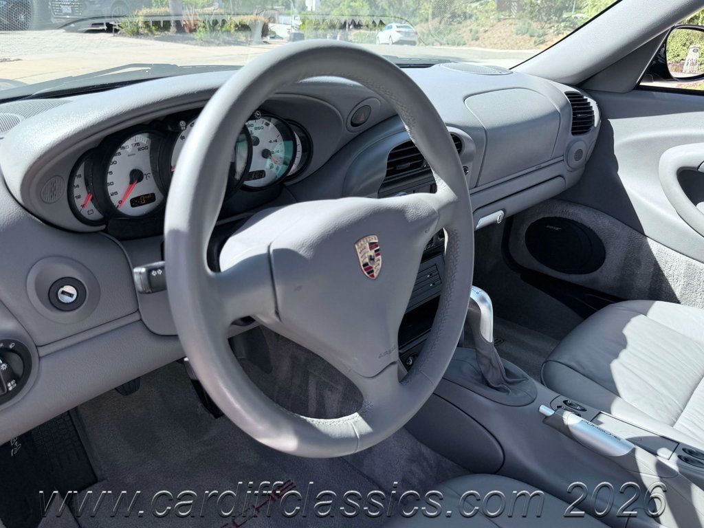 2003 Porsche 911 Carrera 2dr Carrera Coupe 6-Speed Manual - 23096320 - 1