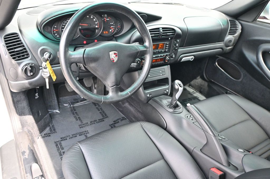 2003 Porsche 911 4S photo 6