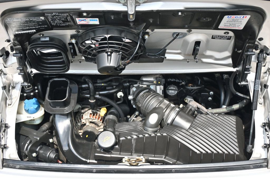 2003 Porsche 911 4S photo 14