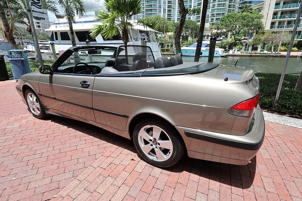 2003 Saab 9-3 2dr Convertible SE - 23024495 - 3