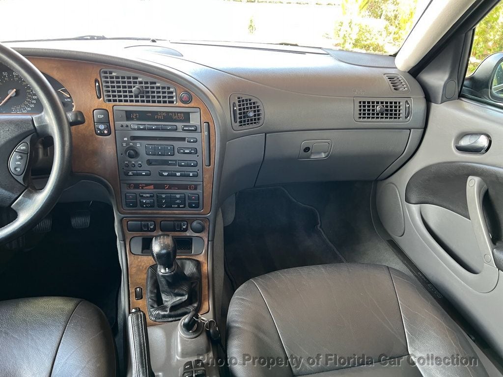 2003 Saab 9-5 photo 12