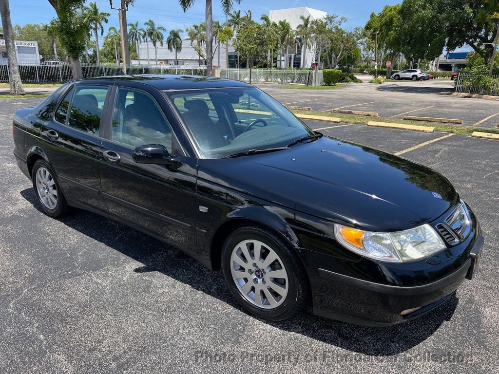 2003 Saab 9-5 photo 2
