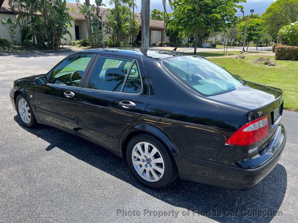 2003 Saab 9-5 photo 3