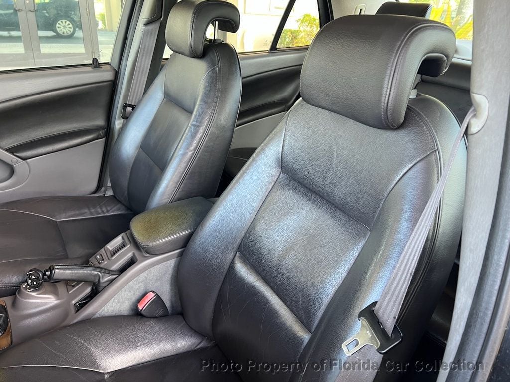 2003 Saab 9-5 photo 8