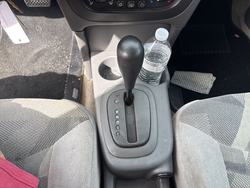 2003 Saturn Ion ION 3 4dr Sedan Automatic - 23034948 - 13