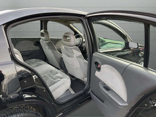 2003 Saturn Ion ION 3 4dr Sedan Automatic - 22943740 - 16