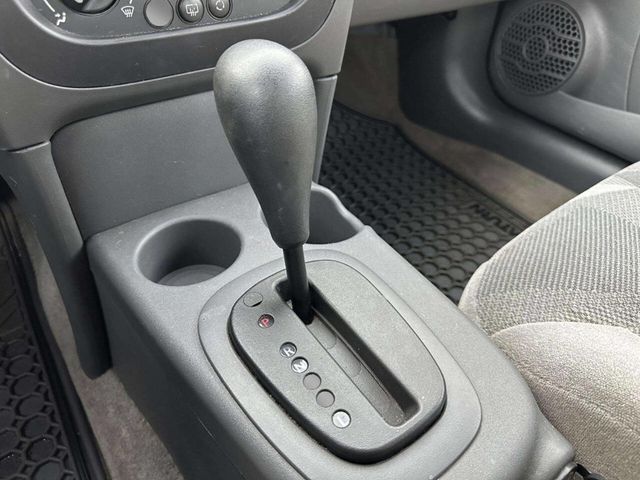 2003 Saturn Ion ION 3 4dr Sedan Automatic - 22943740 - 27