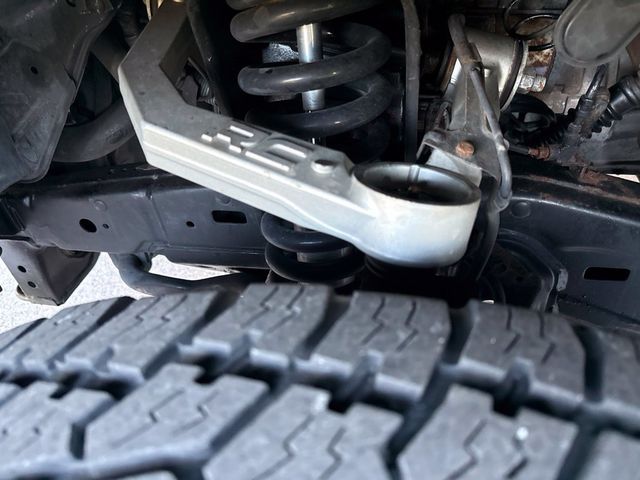 2003 Toyota 4Runner 4dr SR5 V6 Automatic 4WD - 23085682 - 9