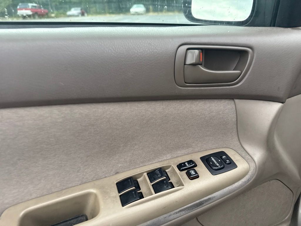 2003 Toyota Camry 4dr Sedan LE Automatic - 23084703 - 8