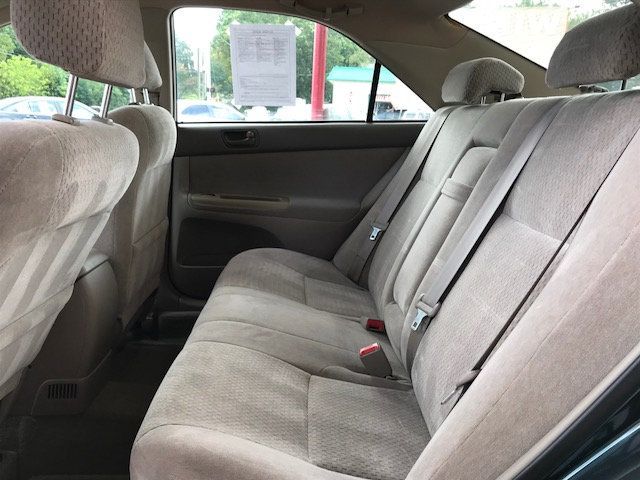2003 Toyota Camry 4dr Sedan LE Manual - 18024515 - 12