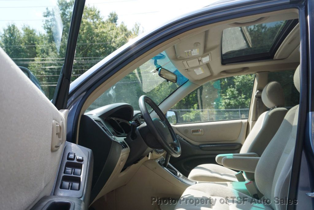 2003 Toyota Highlander Limited photo 10