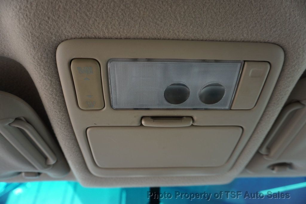 2003 Toyota Highlander Limited photo 21