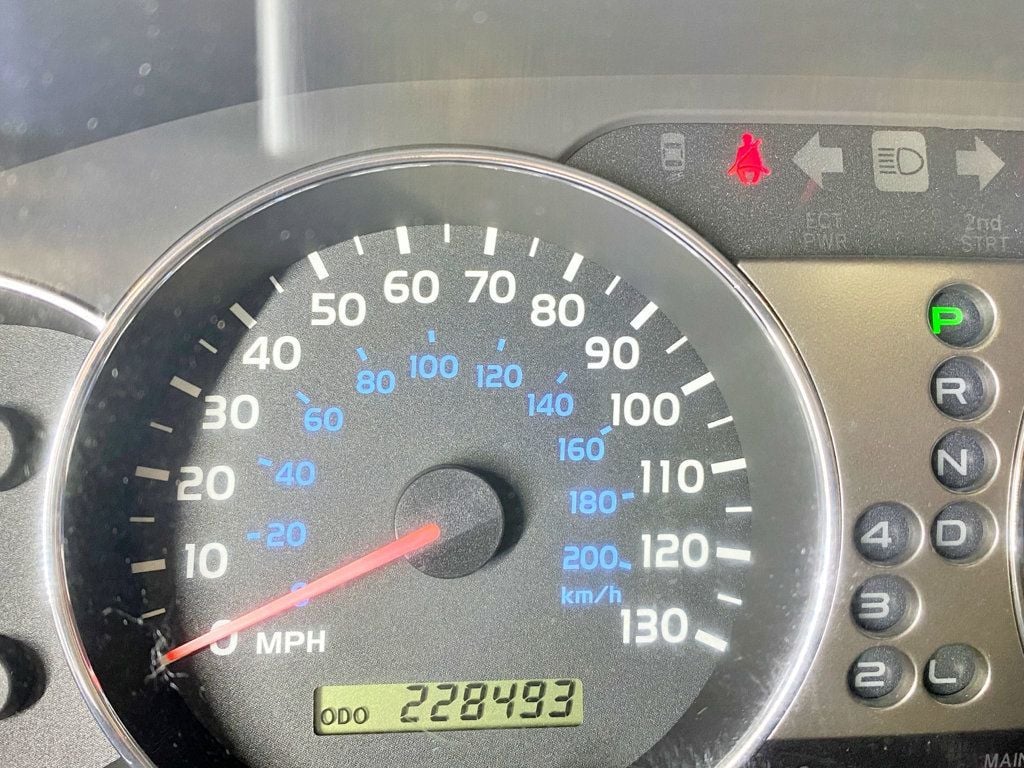 2003 Toyota Land Cruiser 4dr 4WD - 23024491 - 22