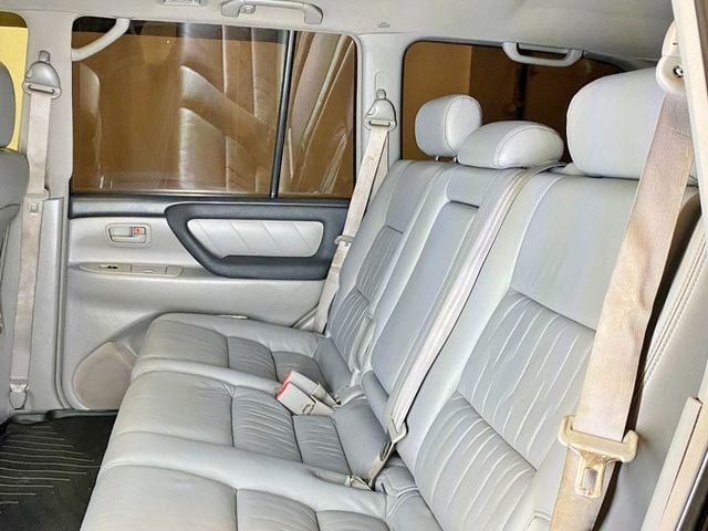 2003 Toyota Land Cruiser 4dr 4WD - 23024491 - 32