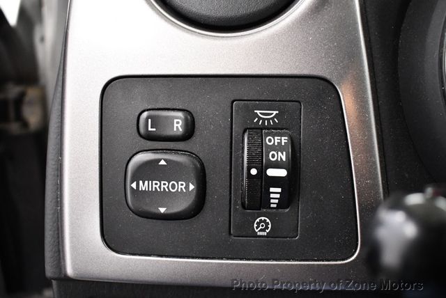 2003 Toyota Matrix 5dr Wagon XR Automatic - 22397356 - 25