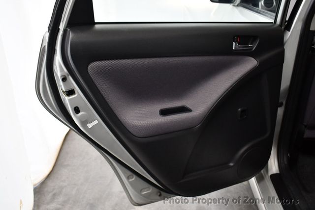 2003 Toyota Matrix 5dr Wagon XR Automatic - 22397356 - 32