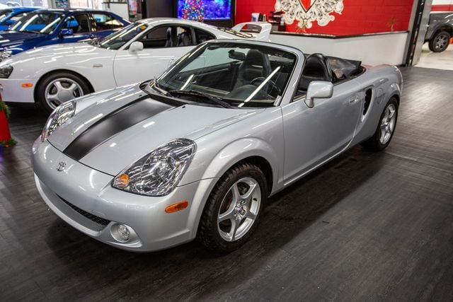 2003 Toyota MR2 Spyder 2dr Convertible Manual SEQ - 22703592 - 1