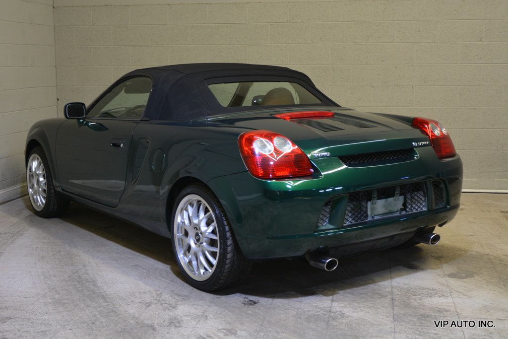 2003 Toyota MR2 Spyder 2dr Convertible Manual SEQ - 22930969 - 4