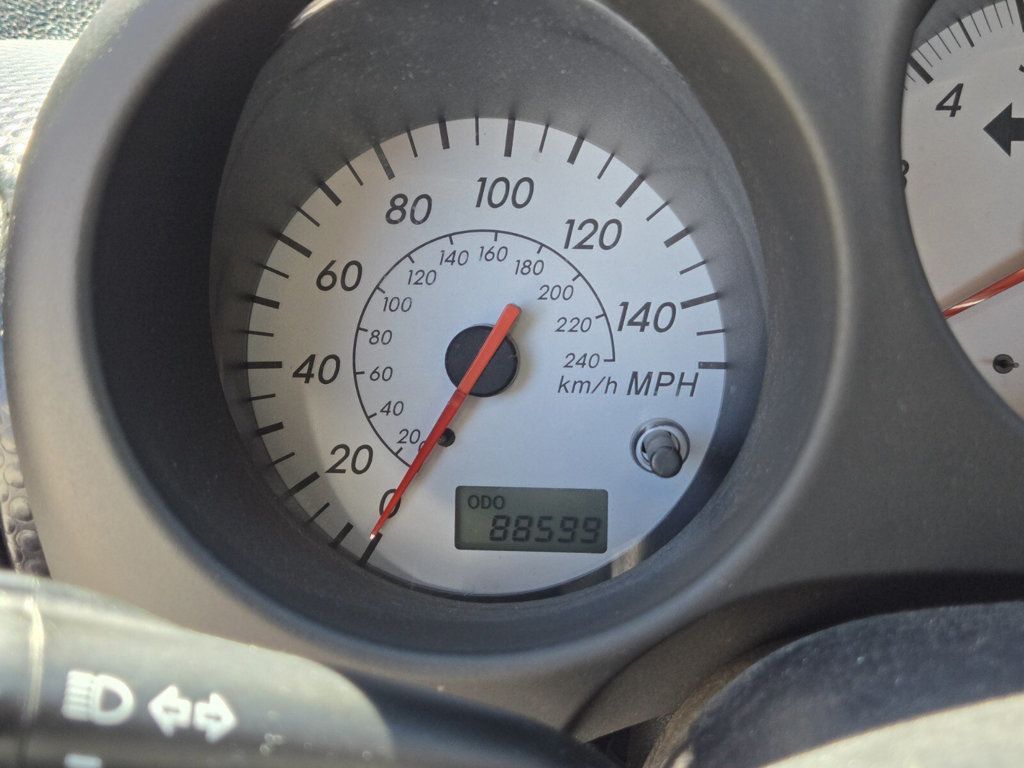 2003 Toyota MR2 Spyder 2DR CONV MT - 22912412 - 13