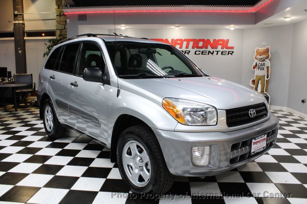 2003 Toyota RAV4 Base photo 1