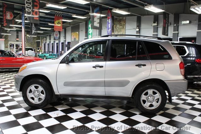 2003 Toyota RAV4 Base photo 11