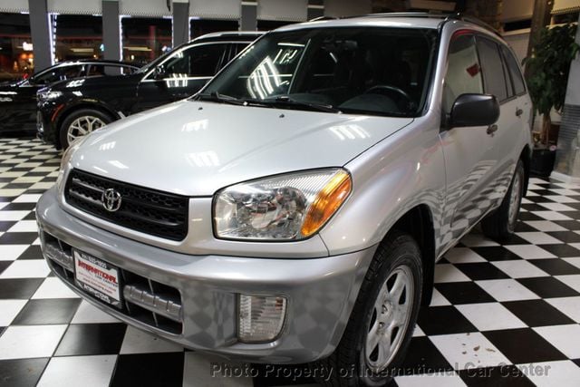 2003 Toyota RAV4 Base photo 13