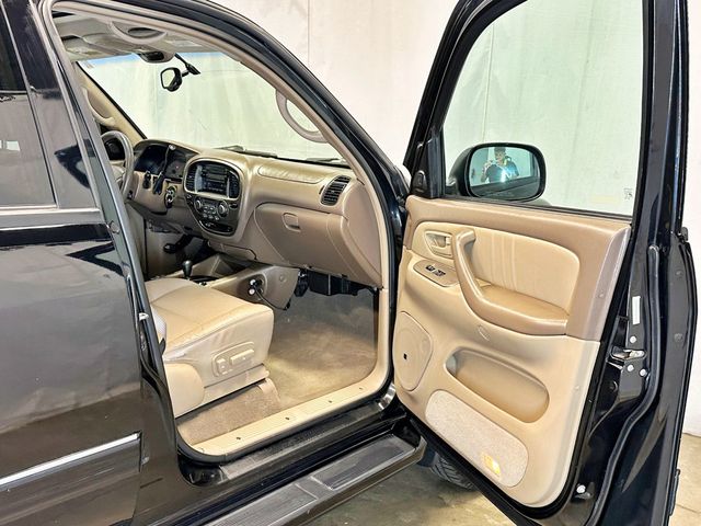 2003 Toyota Sequoia 4dr Limited 4WD - 23035369 - 16
