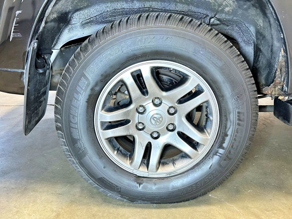 2003 Toyota Sequoia 4dr Limited 4WD - 23035369 - 37