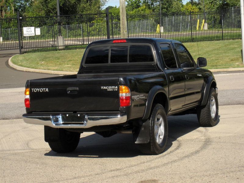 2003 Toyota Tacoma V6 4x4 SR5 photo 13